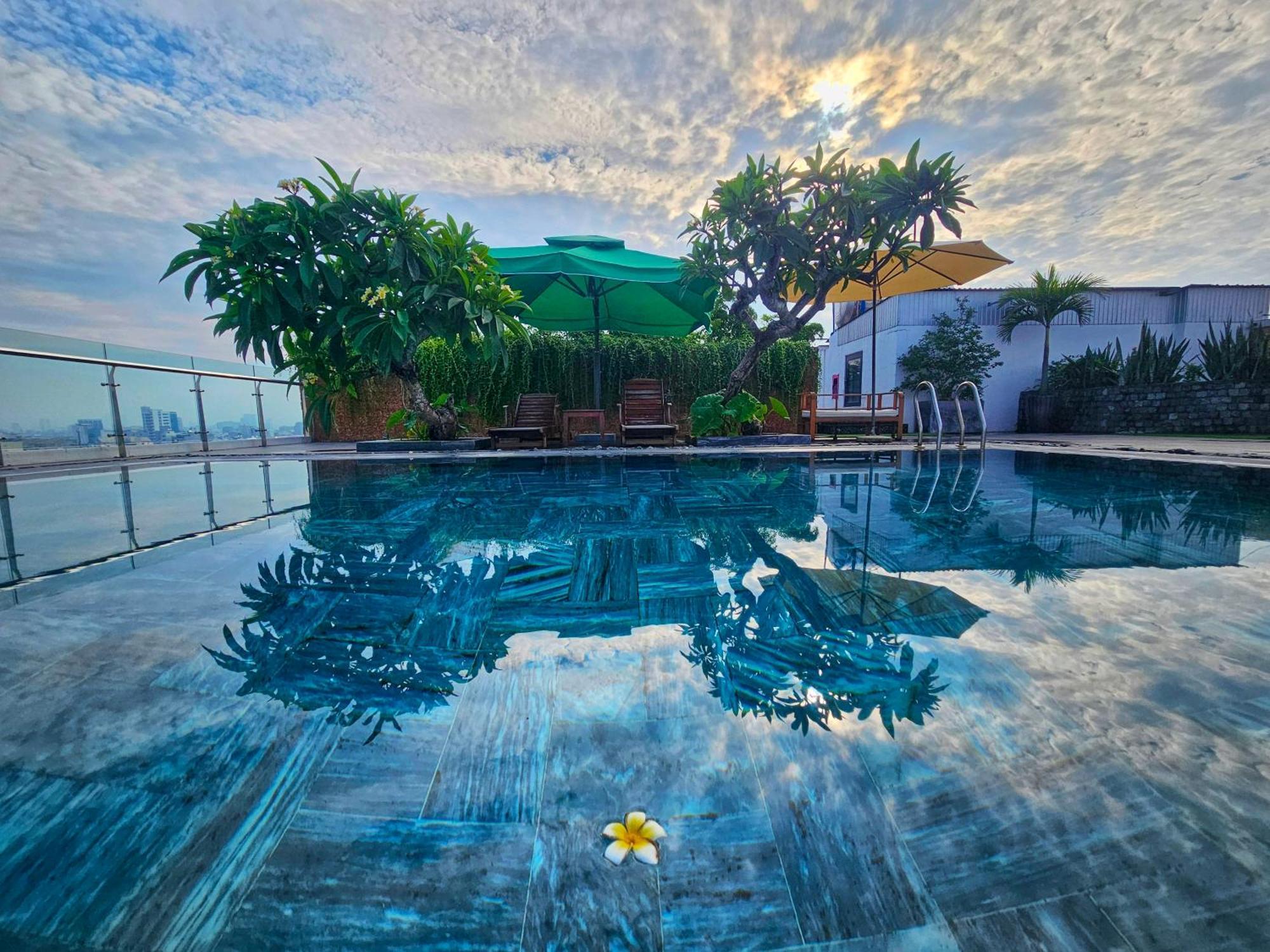 Mtr Apartment & Hotel Đà Nẵng Exterior foto